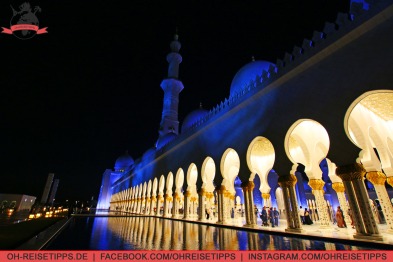 Die Sheikh-Zayed-Moschee in Abu Dhabi bei Nacht. Foto: Oliver Heider